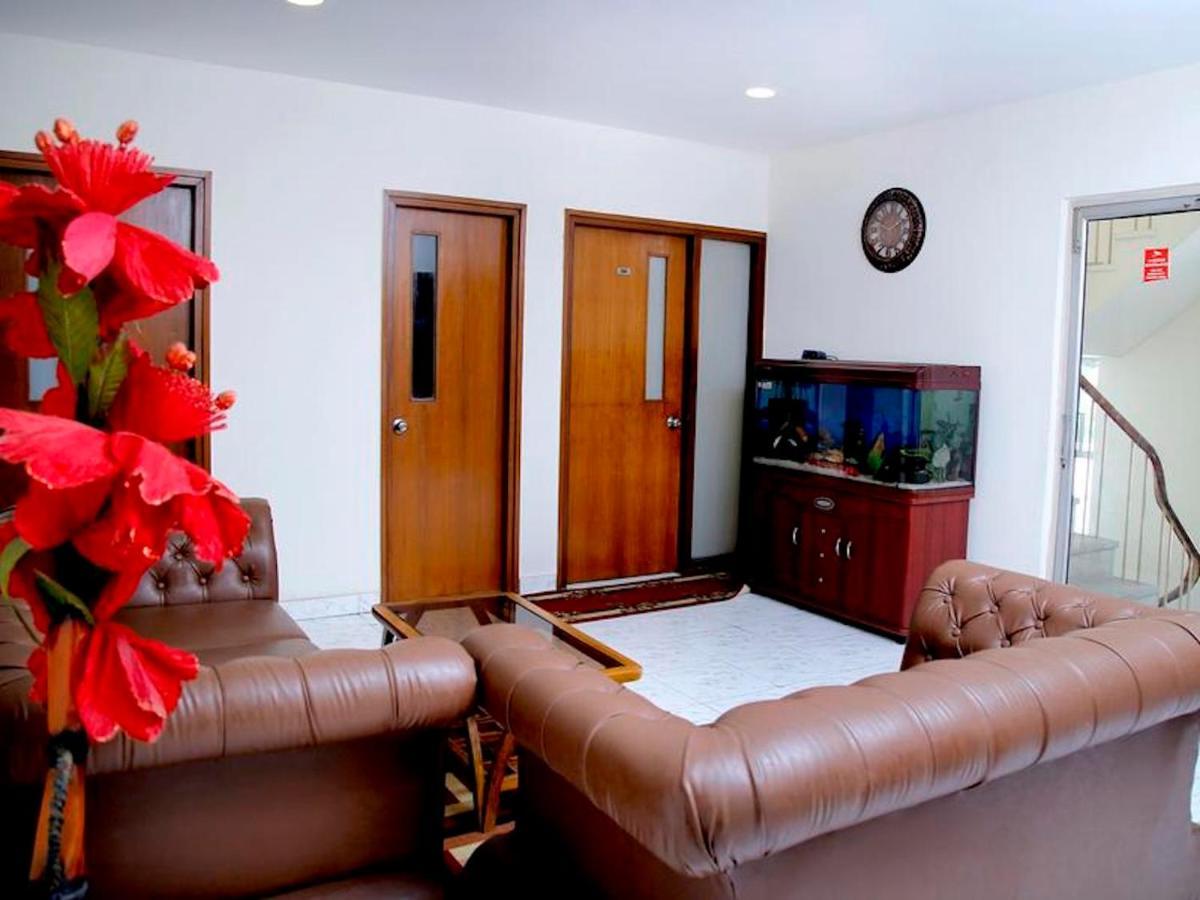 Maplewood Guest House, Neeti Bagh, New Delhiit Is A Boutiqu Guest House - Room 3 Nova Deli Exterior foto