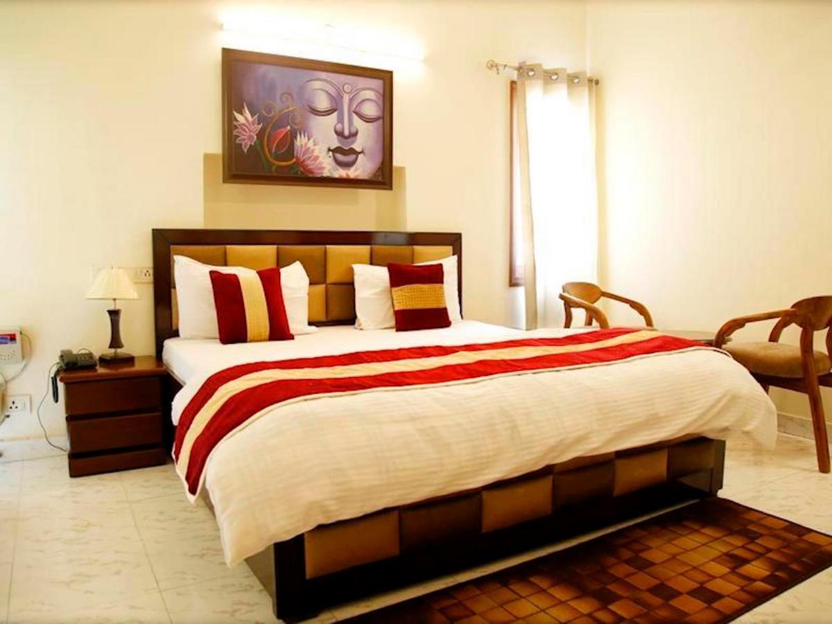 Maplewood Guest House, Neeti Bagh, New Delhiit Is A Boutiqu Guest House - Room 3 Nova Deli Exterior foto